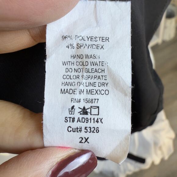 Women's Plus sz. 2X wrap dress with cleavage cut out, sexy, cocktail #4313 - Picture 5 of 6